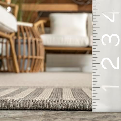 nuLOOM Asha Light Grey Bordered Indoor/Outdoor Area Rug - Image 2
