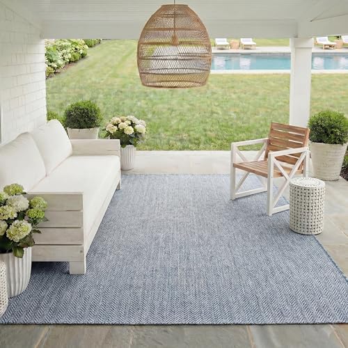 SAFAVIEH Outdoor Area Rug 8x11 - Image 6