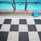 18 Pack Modular Interlocking Floor Mat Outdoor Shower Mat Tiles - Image 3