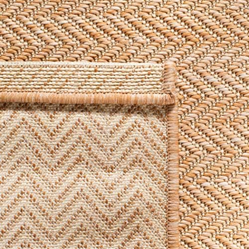 SAFAVIEH Outdoor Accent Rug 2'x3'7" - Image 5